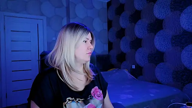 Snapshot of natusik chatting on February 12, 2025, 3:29 am natusik online show from February 12, 2025, 3:29 am