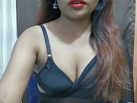 Snapshot of Mayra_baby chatting on October 8, 2025, 4:19 pm Mayra baby online show from October 8, 2025, 4:19 pm