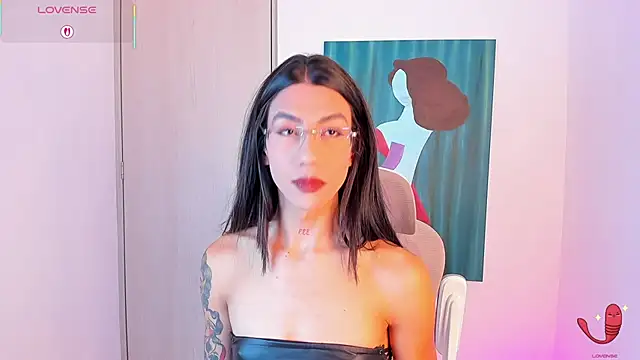 sofiaa grey  online show from January 15, 2026, 3:15 pm