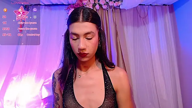 sofiaa grey  online show from March 9, 2025, 12:53 pm