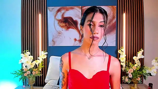 sofiaa grey  online show from March 2, 2025, 4:25 pm