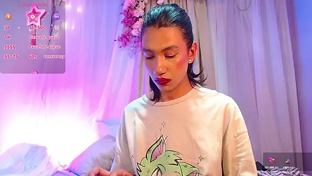 sofiaa grey  online show from March 8, 2025, 12:41 pm