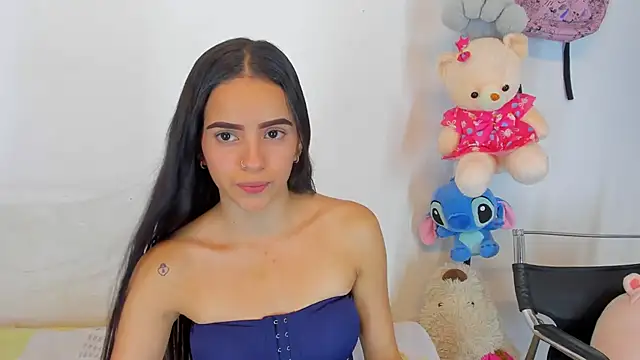 emilyclay 1 online show from October 18, 2025, 1:18 am