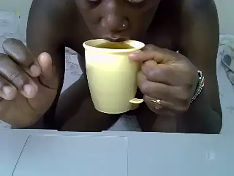 pretty alma20 online show from March 4, 2025, 10:13 am