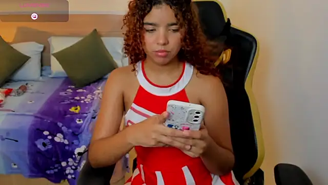 aurora rodriguez online show from February 27, 2025, 3:48 pm