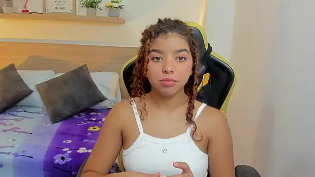 aurora rodriguez online show from January 23, 2025, 12:19 pm