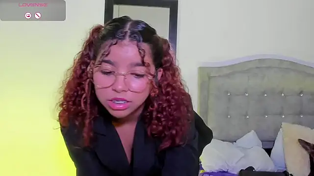 aurora rodriguez online show from March 16, 2025, 6:53 am