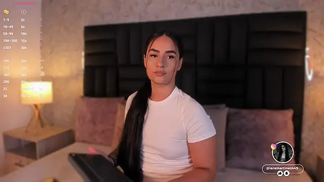 Snapshot of iara_martinez chatting on September 26, 2025, 12:56 pm iara martinez online show from September 26, 2025, 12:56 pm