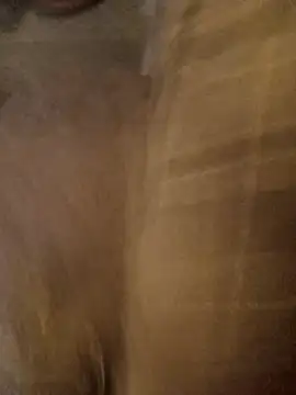 ySqmbVanbe online show from December 17, 2025, 9:42 pm