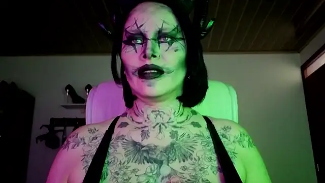 Olivia seex online show from October 6, 2025, 2:18 pm