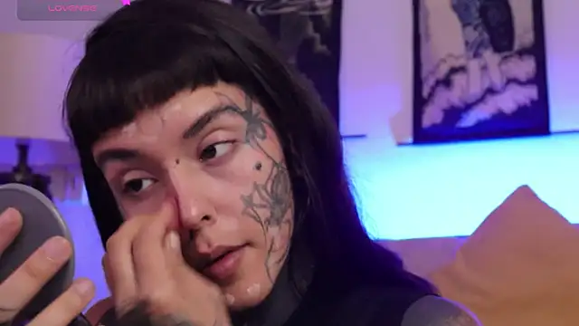 SylveonFox online show from October 5, 2025, 10:00 pm