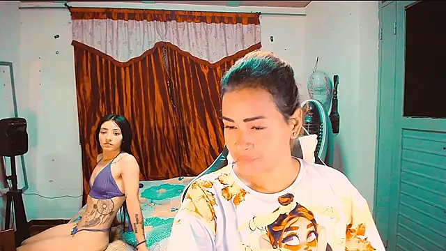 2girlsdream  online show from September 10, 2025, 9:41 am