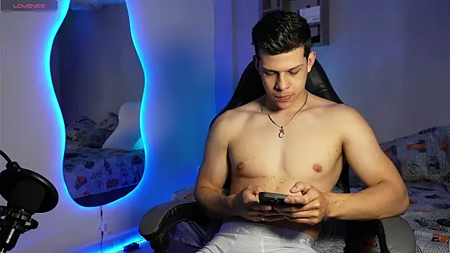 MarcoSullivan online show from April 22, 2026, 9:43 pm