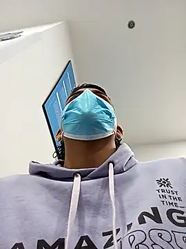 Nathan mason  online show from February 22, 2025, 9:15 pm