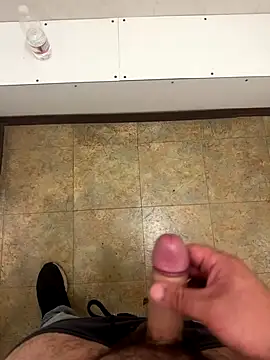 Snapshot of _themask_ chatting on October 1, 2025, 12:09 pm  themask  online show from October 1, 2025, 12:09 pm