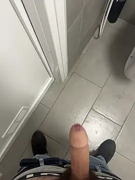 Snapshot of _themask_ chatting on March 17, 2025, 8:51 pm  themask  online show from March 17, 2025, 8:51 pm