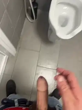 Snapshot of _themask_ chatting on March 6, 2025, 8:48 pm  themask  online show from March 6, 2025, 8:48 pm