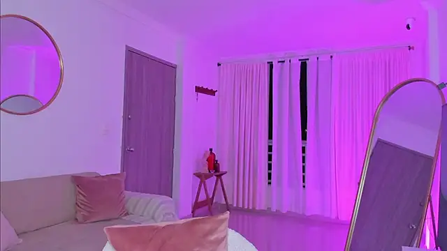 Emmavr online show from December 23, 2024, 4:01 am