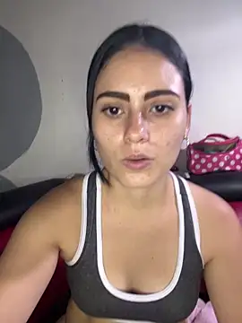 Azuna25 online show from February 27, 2026, 7:57 pm