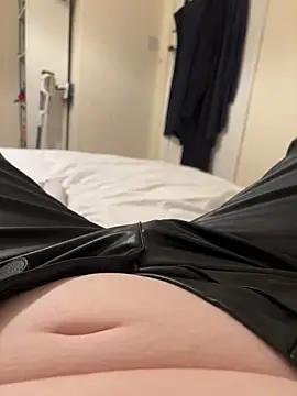 Snapshot of curvygirll2 chatting on January 26, 2025, 6:27 pm curvygirll2 online show from January 26, 2025, 6:27 pm