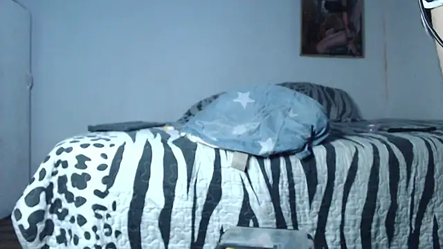 Snapshot of bix_couples chatting on October 26, 2025, 10:10 pm bix couples online show from October 26, 2025, 10:10 pm