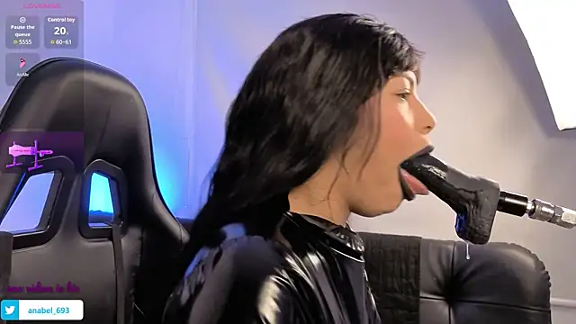 Snapshot of Anabel693 chatting on September 19, 2025, 11:03 am Anabel693 online show from September 19, 2025, 11:03 am