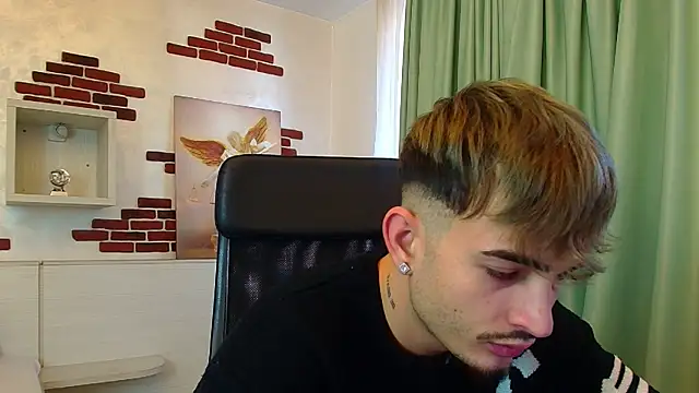 Snapshot of BrandonTate chatting on October 10, 2025, 10:49 am BrandonTate online show from October 10, 2025, 10:49 am