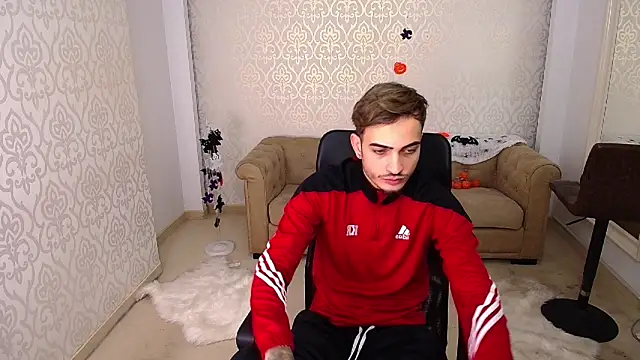 Snapshot of BrandonTate chatting on October 21, 2025, 10:47 am BrandonTate online show from October 21, 2025, 10:47 am