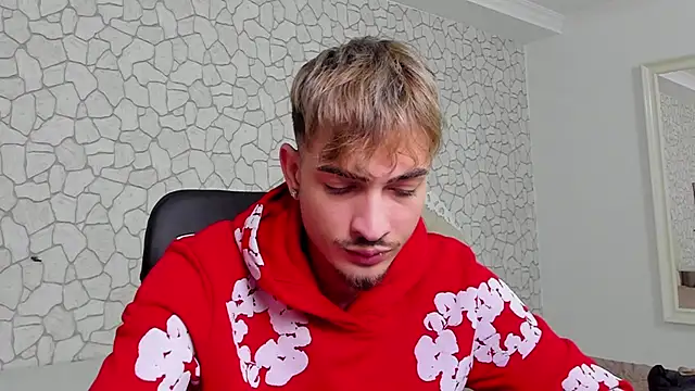 Snapshot of BrandonTate chatting on October 27, 2025, 10:38 am BrandonTate online show from October 27, 2025, 10:38 am