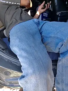 FloppyPickle4u online show from February 4, 2026, 5:30 pm