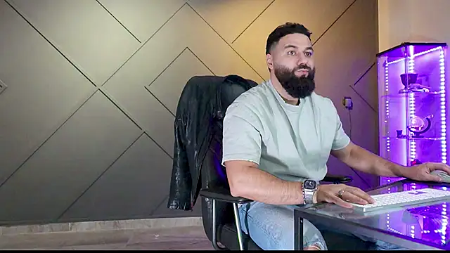 mattmasterss online show from March 2, 2025, 12:31 am