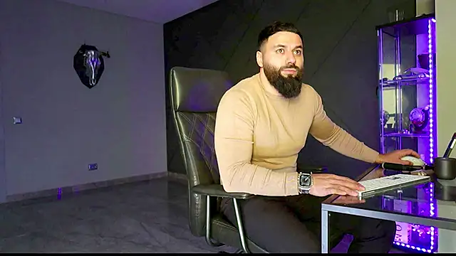 mattmasterss online show from March 4, 2025, 3:26 pm