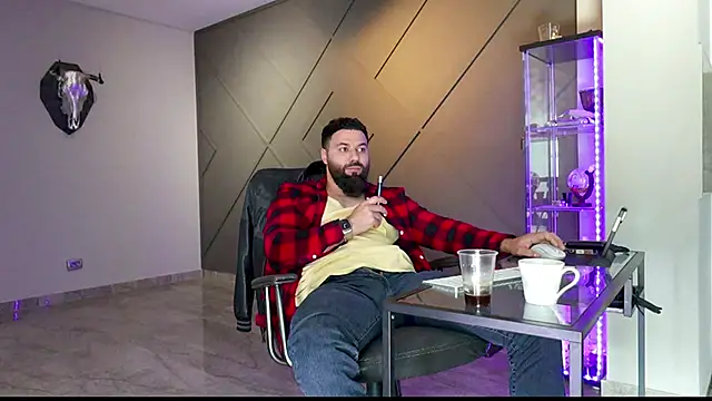mattmasterss online show from March 10, 2025, 1:00 pm
