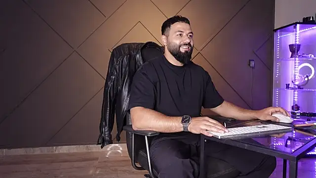 mattmasterss online show from June 1, 2026, 7:24 pm