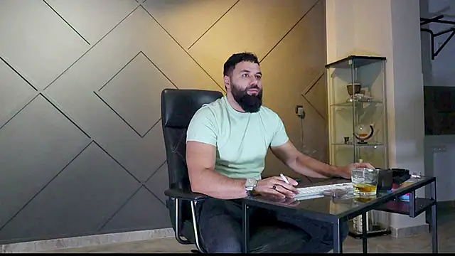 mattmasterss online show from February 26, 2025, 5:46 am