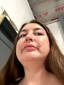 Snapshot of Lady_MiaOlson chatting on October 2, 2025, 12:14 am Lady MiaOlson online show from October 2, 2025, 12:14 am