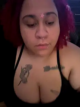 Juicyjordie online show from November 5, 2025, 6:27 am