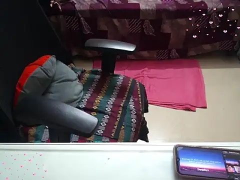 Arushisingh8888 online show from February 12, 2026, 10:59 am