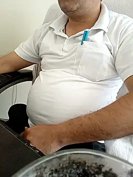 Snapshot of Hot-man39 chatting on March 13, 2025, 5:54 am Hot-man39 online show from March 13, 2025, 5:54 am