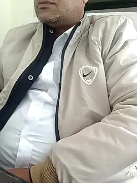Snapshot of Hot-man39 chatting on December 17, 2024, 8:34 am Hot-man39 online show from December 17, 2024, 8:34 am