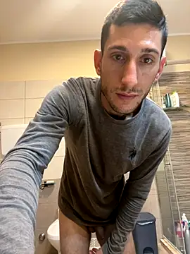 Gionnytav online show from November 11, 2025, 4:18 am