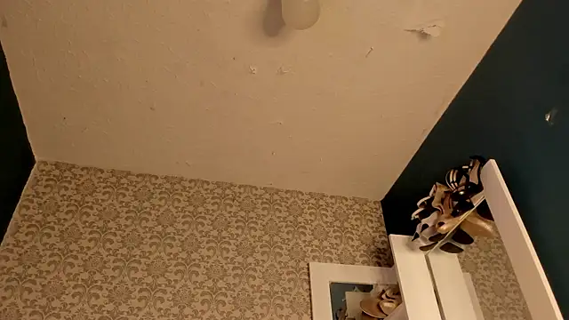 Samantha cp  online show from February 24, 2025, 12:16 pm