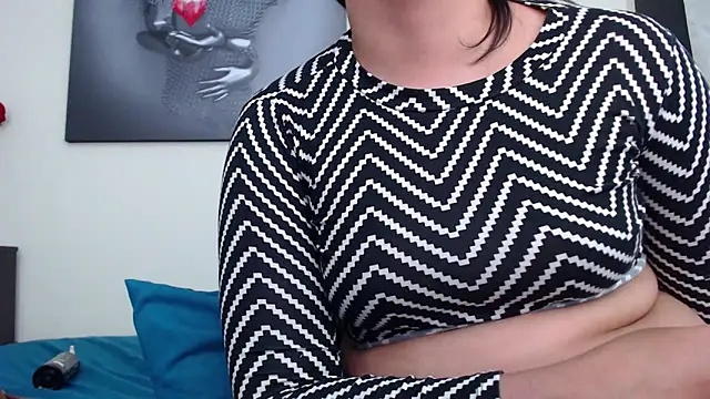 KatrinaRolan online show from September 18, 2025, 9:51 pm