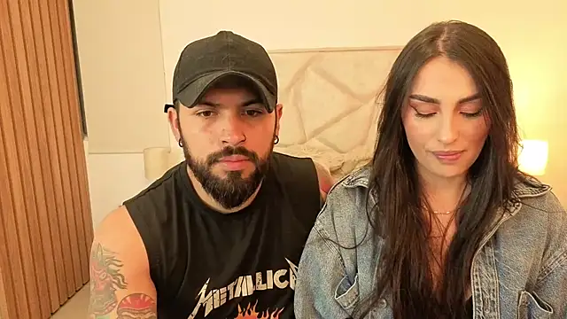 Snapshot of teseo_and_afroditha_ chatting on October 19, 2025, 4:48 am teseo and afroditha online show from October 19, 2025, 4:48 am