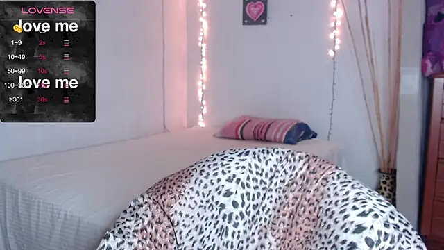 Snapshot of MitchWilson1 chatting on September 13, 2025, 2:00 am MitchWilson1 online show from September 13, 2025, 2:00 am