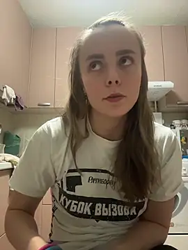 AlisaKissss online show from February 18, 2026, 6:48 pm