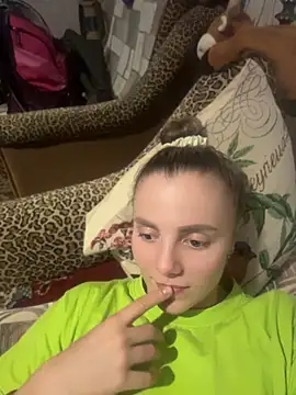 AlisaKissss online show from April 13, 2026, 8:02 pm