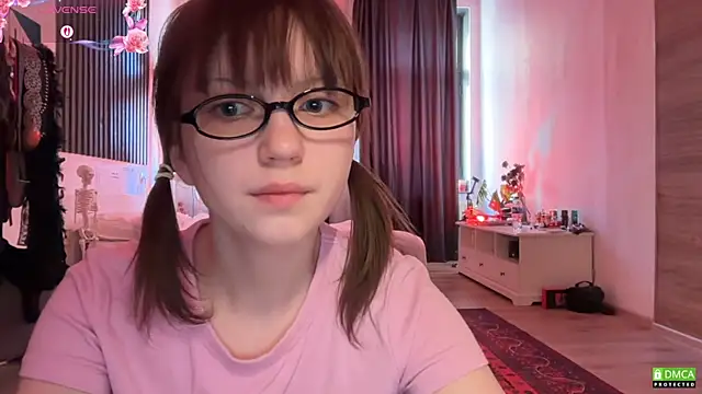 electric babe online show from April 16, 2026, 10:27 am