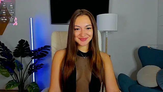 Snapshot of Micky__love chatting on October 2, 2025, 6:44 pm Micky love online show from October 2, 2025, 6:44 pm