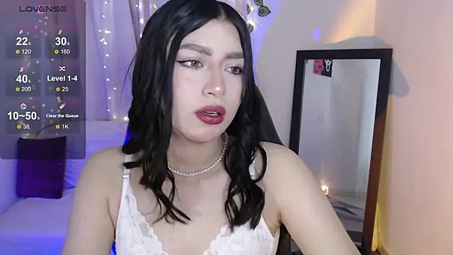 mily thomson b  online show from May 30, 2026, 1:23 am